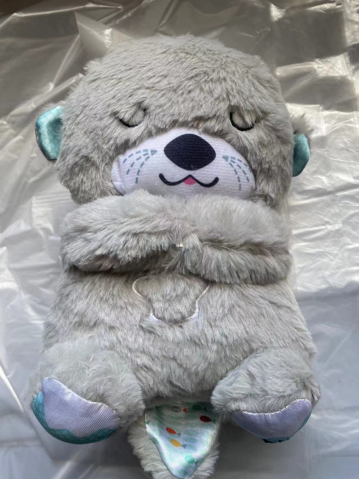 Baby Soothing Otter Plush Toy – Sound Machine with Breathing Motion & Soft Lights